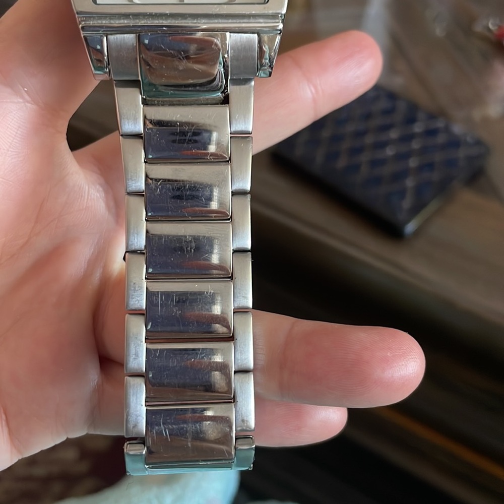 Watch - Picture 7 of 9